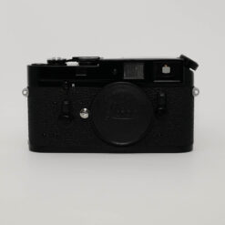Alternative view of LEICA M4 Black paint full original "first lot"