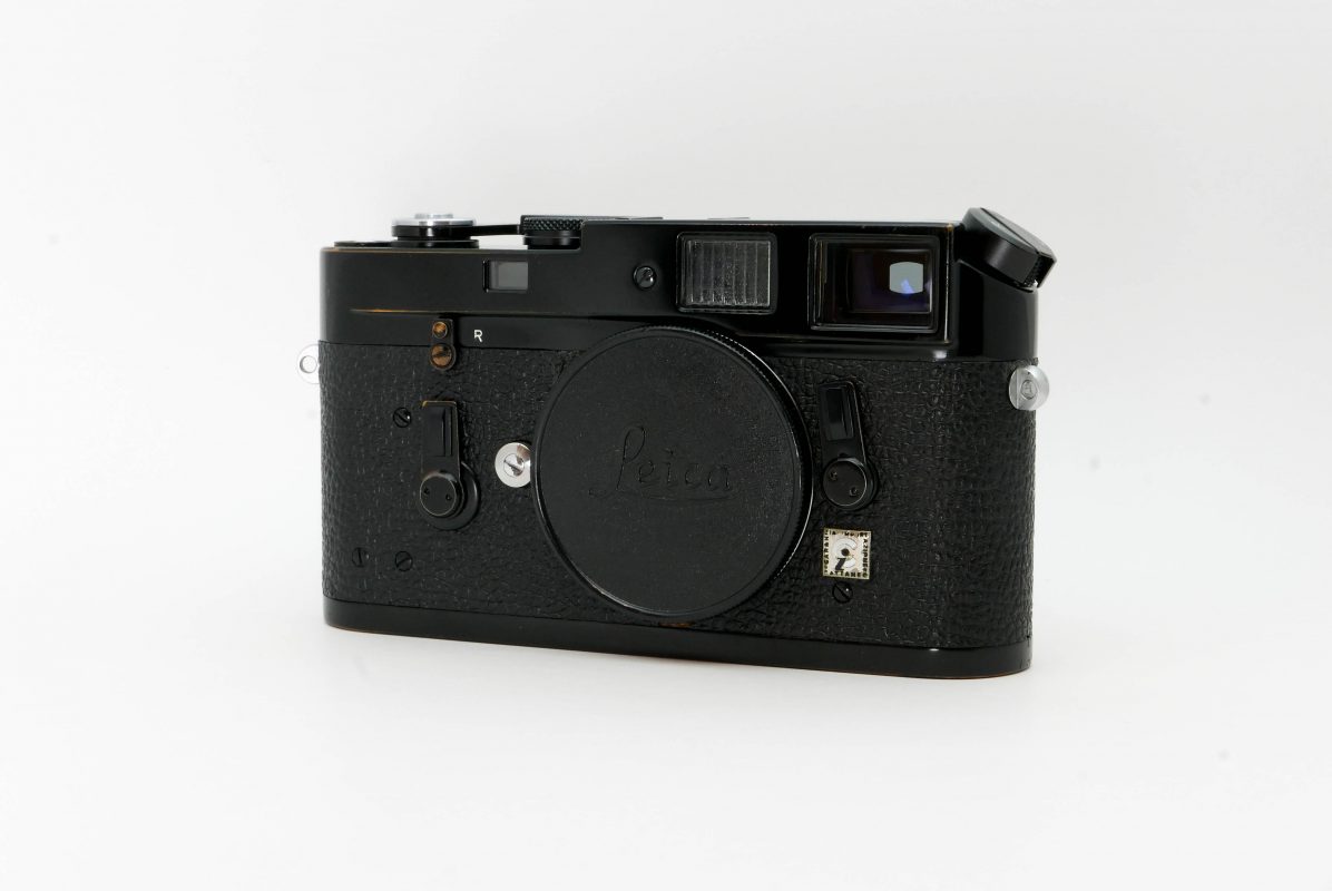 LEICA