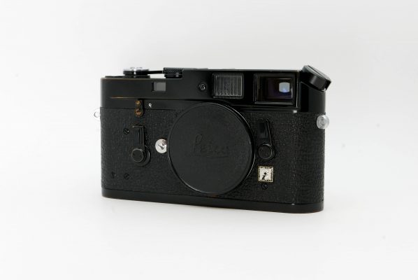 LEICA