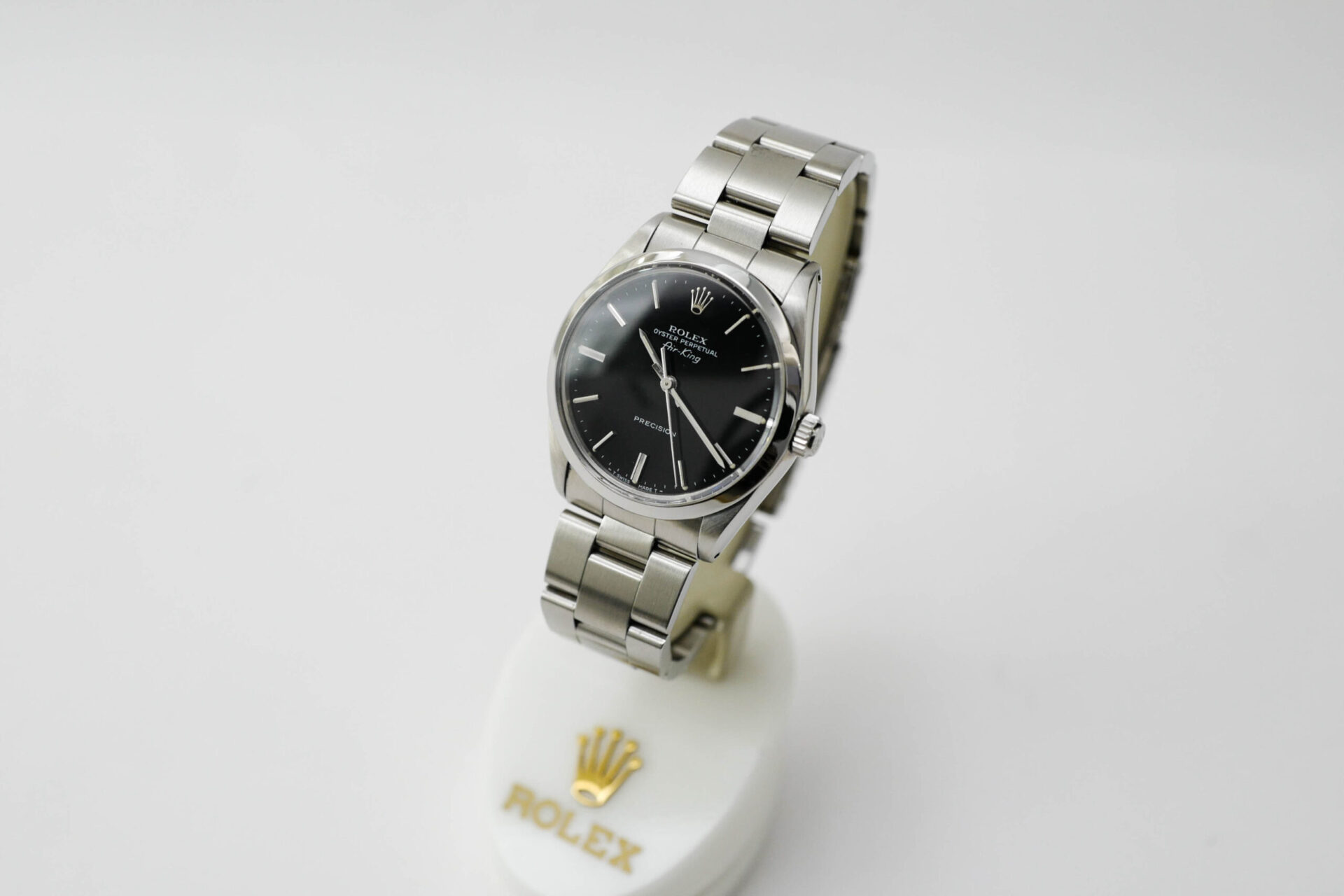ROLEX Air-King Ref.5500 R black dial comes with Guarantee and box etc,