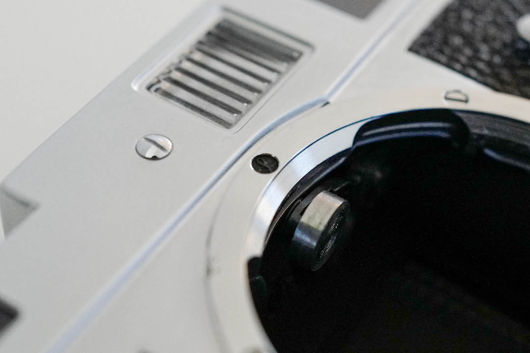 LEICA M2 Silver chrome comes with box, nice number! - 画像 (8)