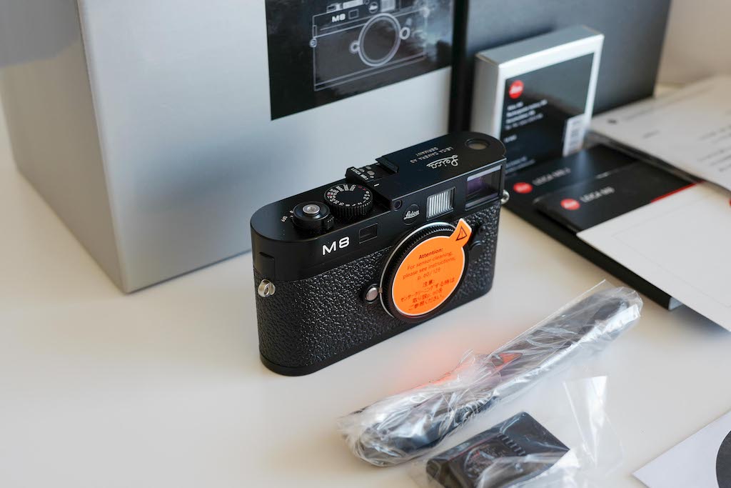 LEICA M8.2 Black Paint "エングレーブサービス" - 画像 (2)