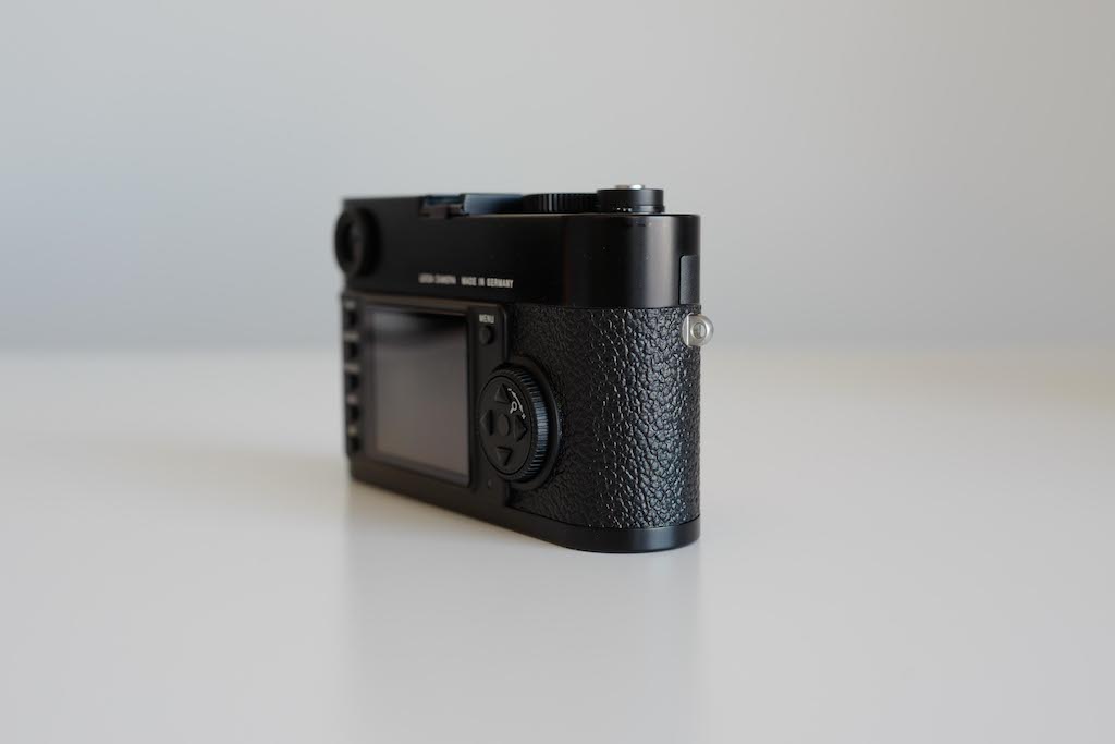 LEICA M8.2 Black Paint "エングレーブサービス" - 画像 (6)