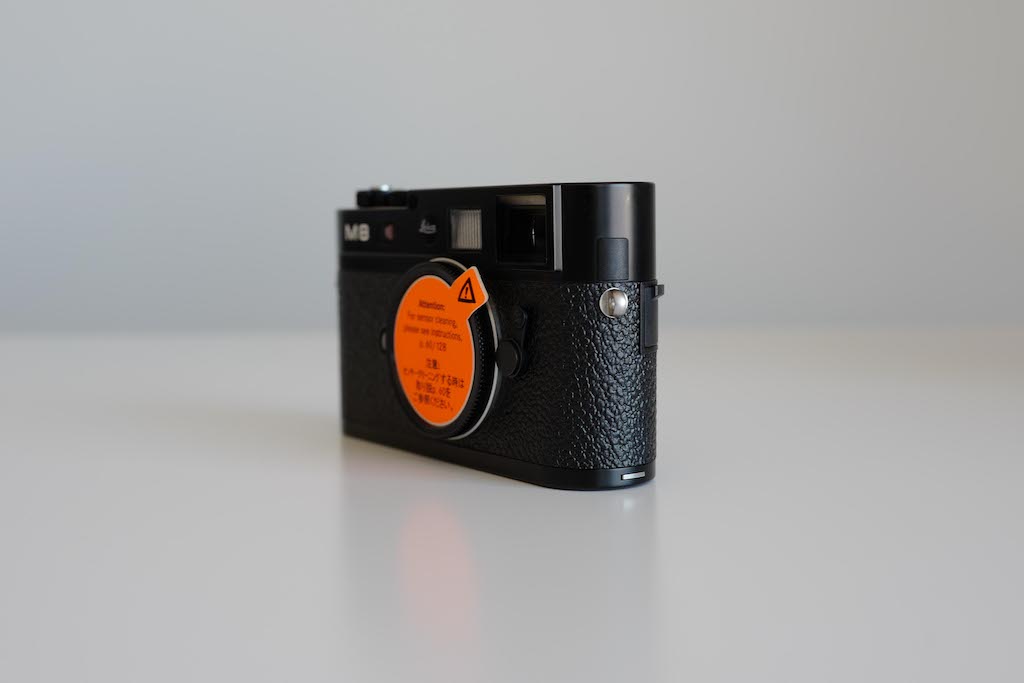 LEICA M8.2 Black Paint "エングレーブサービス" - 画像 (8)