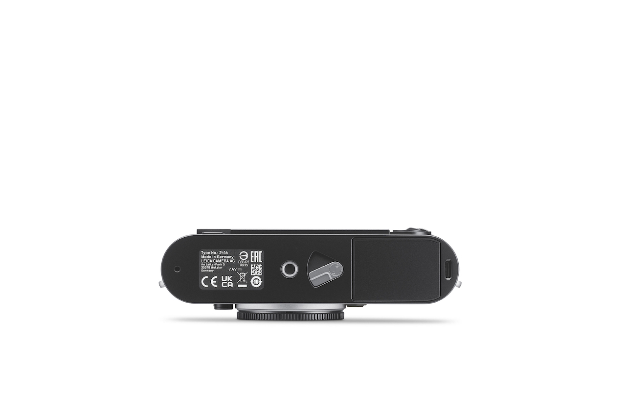 M11 Monochrome / モノクローム