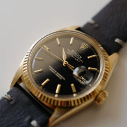 Alternative view of ROLEX DATE-JUST "Gilt Dial" 18K Yellow Gold Ref.1601/8 1964y