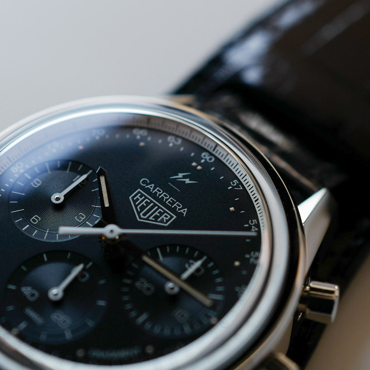 tag heuer fragment carrera