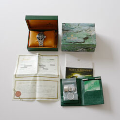 Alternative view of ロレックス/シードゥエラー/スーパードーム風防/国際保証書付き/ROLEX SEA-DWELLER Ref.16600 "SUPER DOME" with Paper