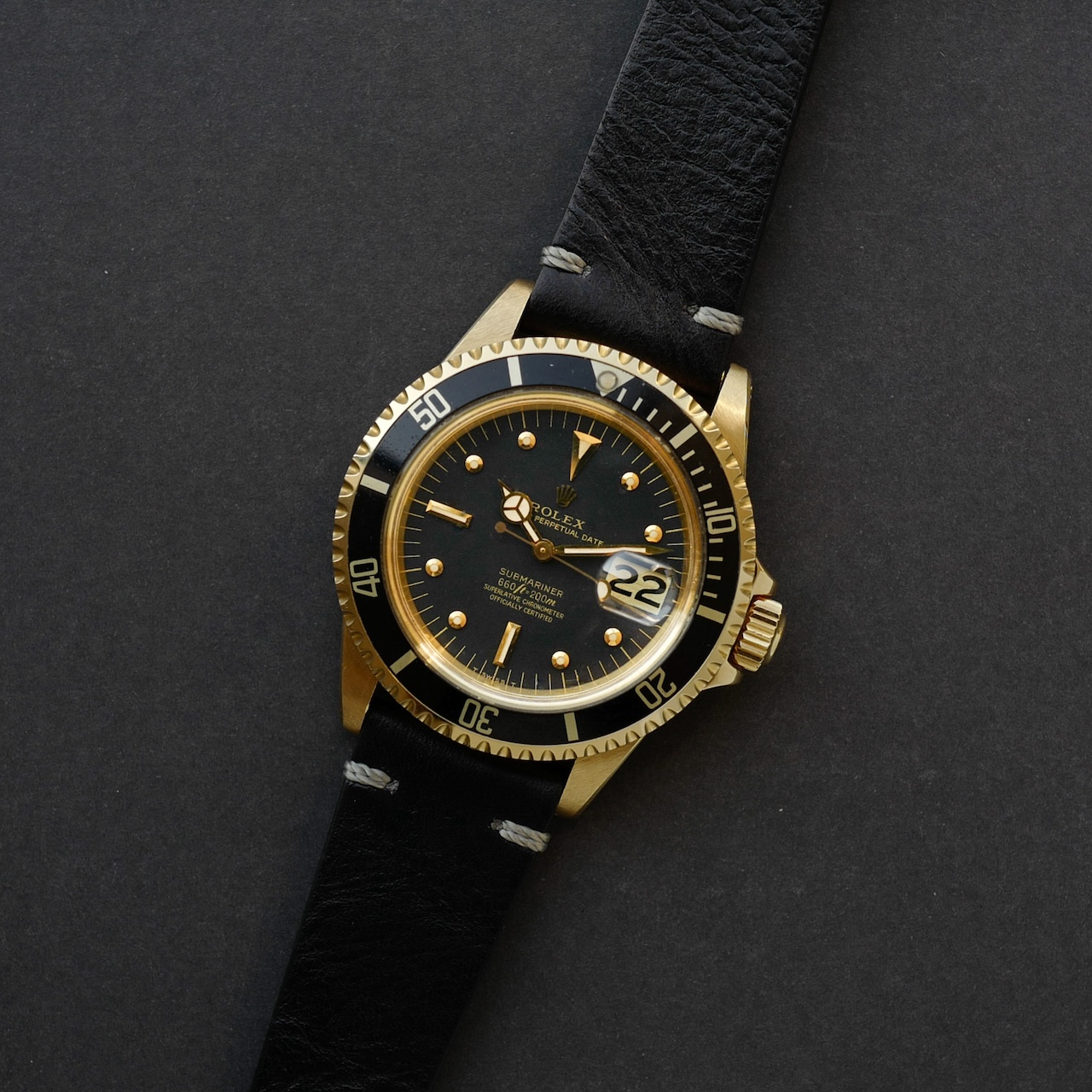 ロレックス/サブマリーナ1680/8/黒壺ダイヤル/ROLEX SUBMARINER DATE Ref.1680/8 "NIPPLE DIAL"18KYG 1976-77y