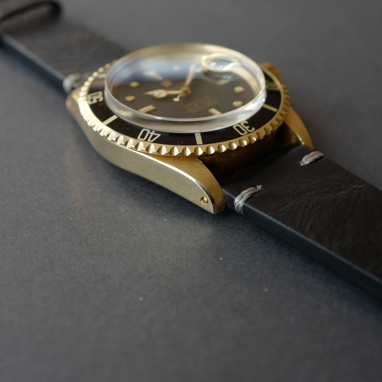 ロレックス/サブマリーナ1680/8/黒壺ダイヤル/ROLEX SUBMARINER DATE Ref.1680/8 "NIPPLE DIAL"18KYG 1976-77y - 画像 (4)