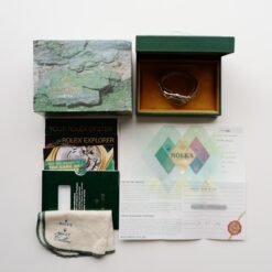 Alternative view of [3]ロレックス/エクスプローラー1/114270/K番/保証書付き/ROLEX EXPLORER 1 Ref.114270 K 2001 with Paper