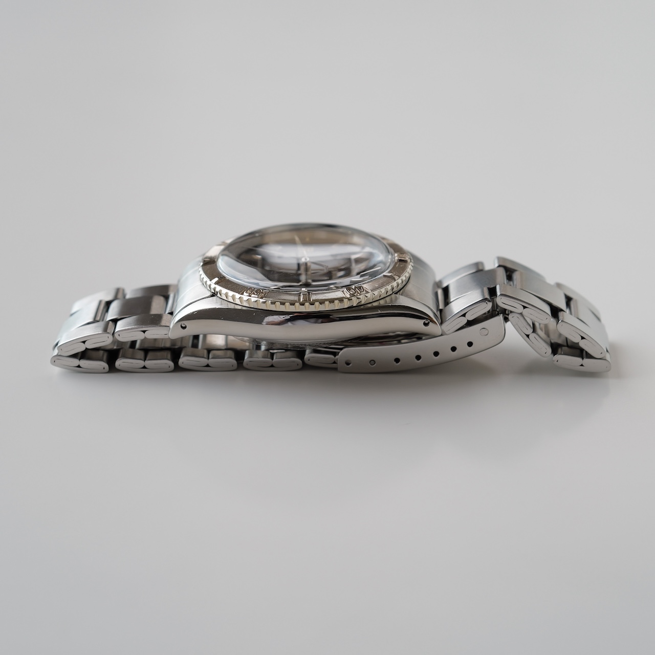 ロレックス/デイトジャスト6609/サンダーバード/ミラーダイヤル/WGベゼル/1959年ROLEX DATE-JUST Ref.6609 Turn-O-Gragh "Thunderbird" Gilt Dial 1959 - 画像 (9)