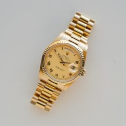 ロレックス/デイデイト36/18238/S番/ローマ数字/18Kイエローゴールド/ROLEX DAY-DATE 36 Ref.18238 18KYG "Roman" 1993 Box and Papers