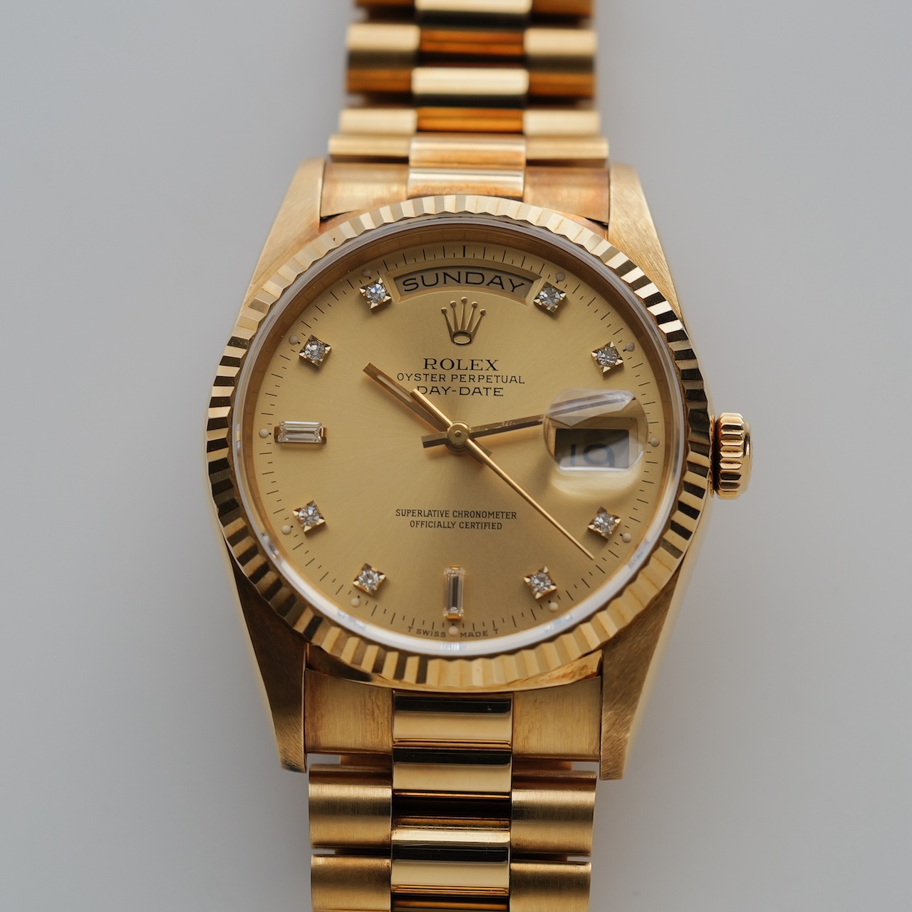 ロレックス/デイデイト18238A/E番/10Pダイヤモンド/シャンパンダイヤル/18Kイエローゴールド/裏蓋シール/保証書付きフルセット/ROLEX DAY-DATE Ref.18238A "Baguette Diamond" Champagne Dial 18KYG 1990 Full Set - 画像 (6)