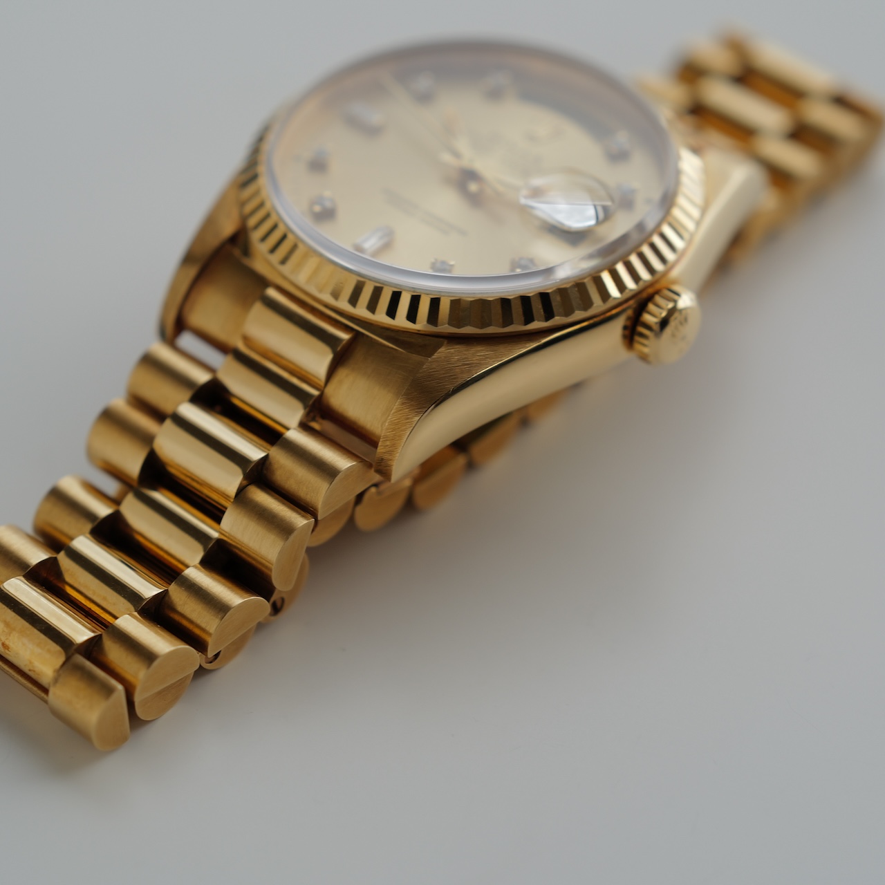ロレックス/デイデイト18238A/E番/10Pダイヤモンド/シャンパンダイヤル/18Kイエローゴールド/裏蓋シール/保証書付きフルセット/ROLEX DAY-DATE Ref.18238A "Baguette Diamond" Champagne Dial 18KYG 1990 Full Set - 画像 (5)