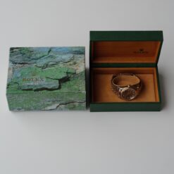 Alternative view of ロレックス/デイトジャスト16233G/T番/コンピューターダイヤル/後期10Pダイヤ/18Kイエローゴールド/裏蓋シールあり/ROLEX DATE-JUST Ref.16233G "Computer Diamond"18KYG 1996 with Box