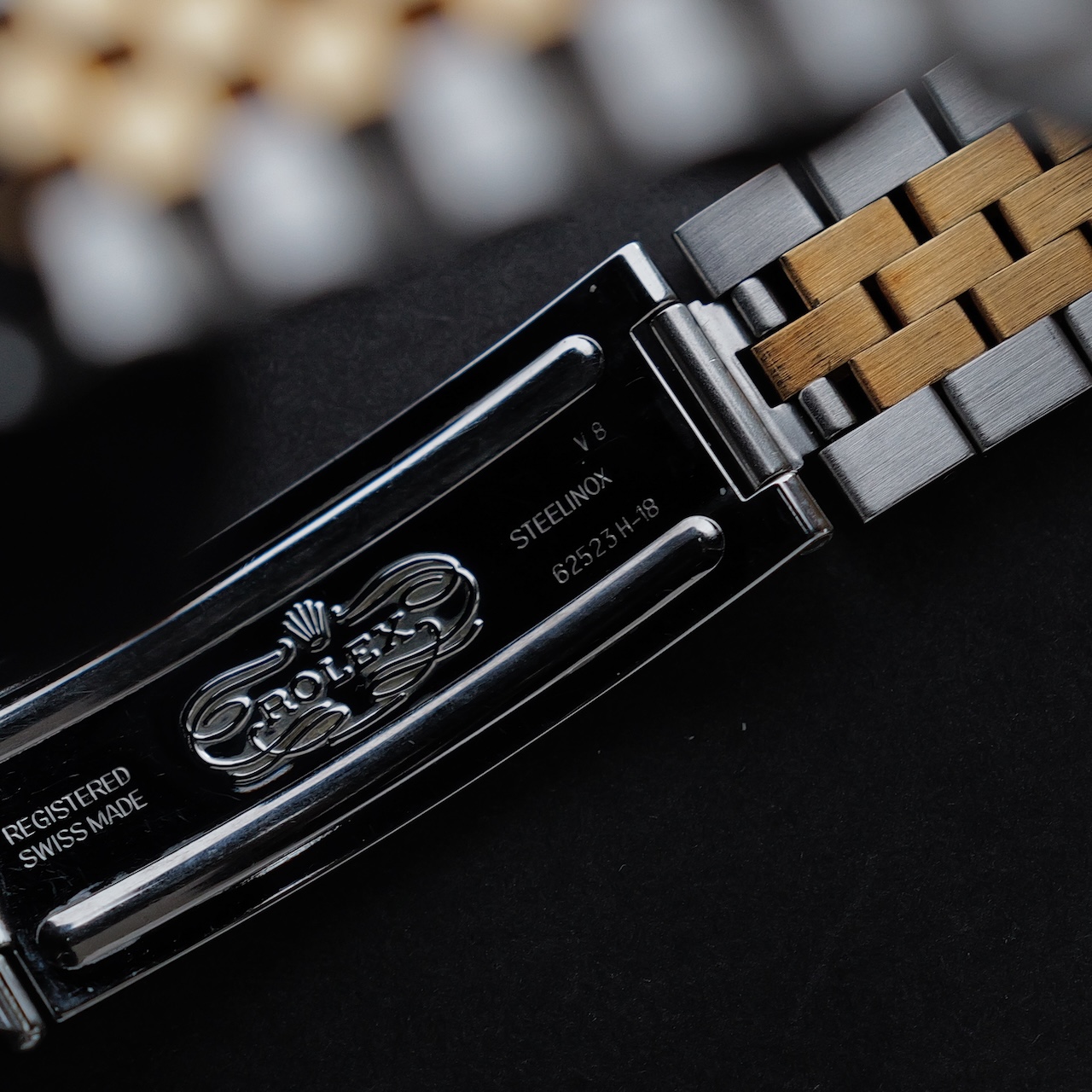 ロレックス/デイトジャスト16233G/T番/コンピューターダイヤル/後期10Pダイヤ/18Kイエローゴールド/裏蓋シールあり/ROLEX DATE-JUST Ref.16233G "Computer Diamond"18KYG 1996 with Box - 画像 (9)