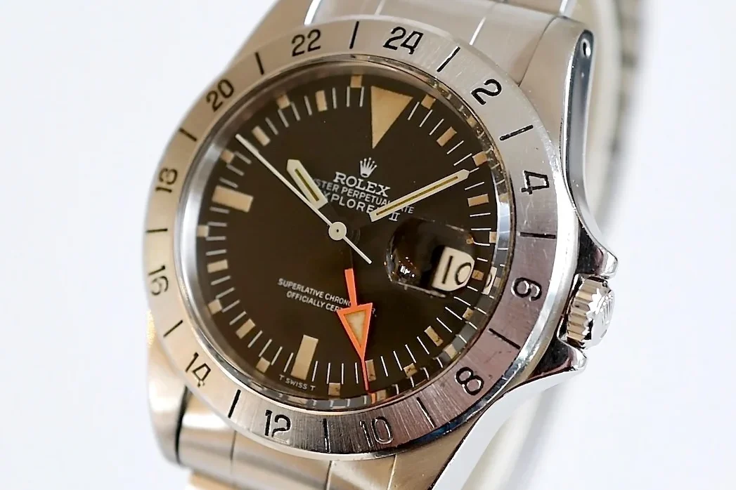 Ref.1655の特徴ともいえるオレンジ色の24時間針と24時間ベゼル