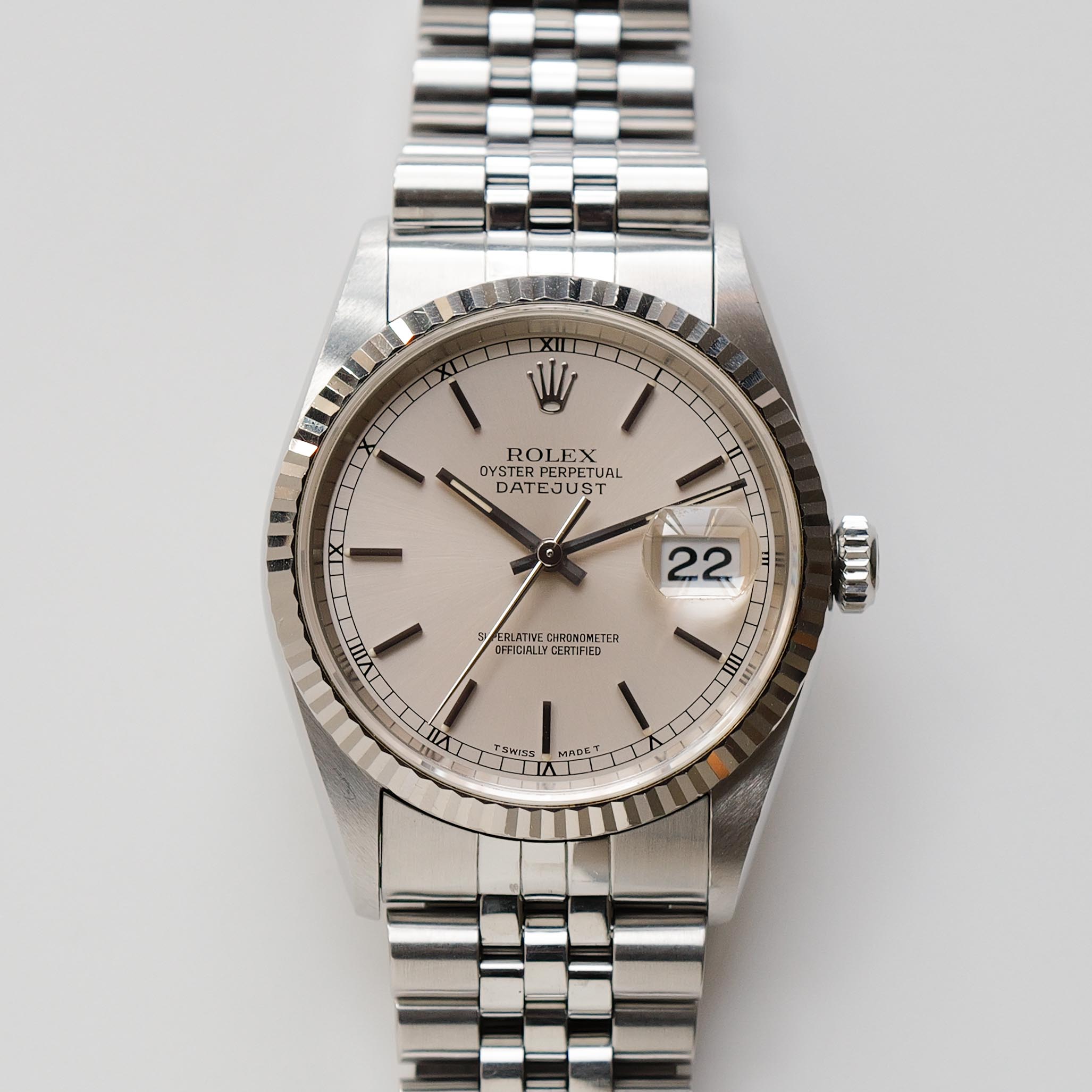 ロレックス/デイトジャスト16234/W番/シルバーダイヤル/18KWGベゼル/裏蓋シール/国際保証書・箱付き/ROLEX DATE-JUST Ref.16234 "Silver Dial" 1995Y with Box and Guarantee - 画像 (4)