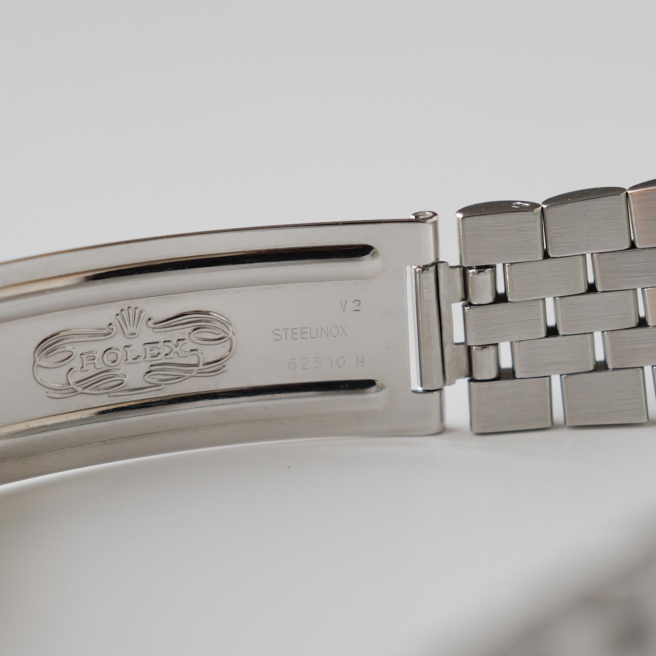 ロレックス/デイトジャスト16234/W番/シルバーダイヤル/18KWGベゼル/裏蓋シール/国際保証書・箱付き/ROLEX DATE-JUST Ref.16234 "Silver Dial" 1995Y with Box and Guarantee - 画像 (10)