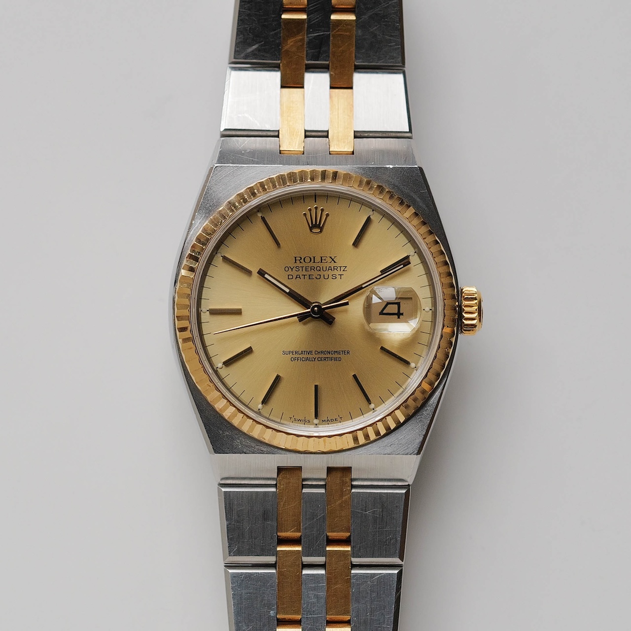 ロレックス/オイスタークォーツ/デイトジャスト/ノンポリッシュ/18Kイエローゴールド/裏蓋シール/ROLEX DATE JUST REF.17013 "OYSTER QUARTZ" Unpolished 18K Yellow Gold 1986-87y - 画像 (3)