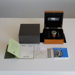 Alternative view of パネライ/ルミノールGMT/B番/フリンケダイヤル/クロノメーター証明書/箱付属/PANERAI LUMINOR GMT PAM00029 B Serial 1999y with Box